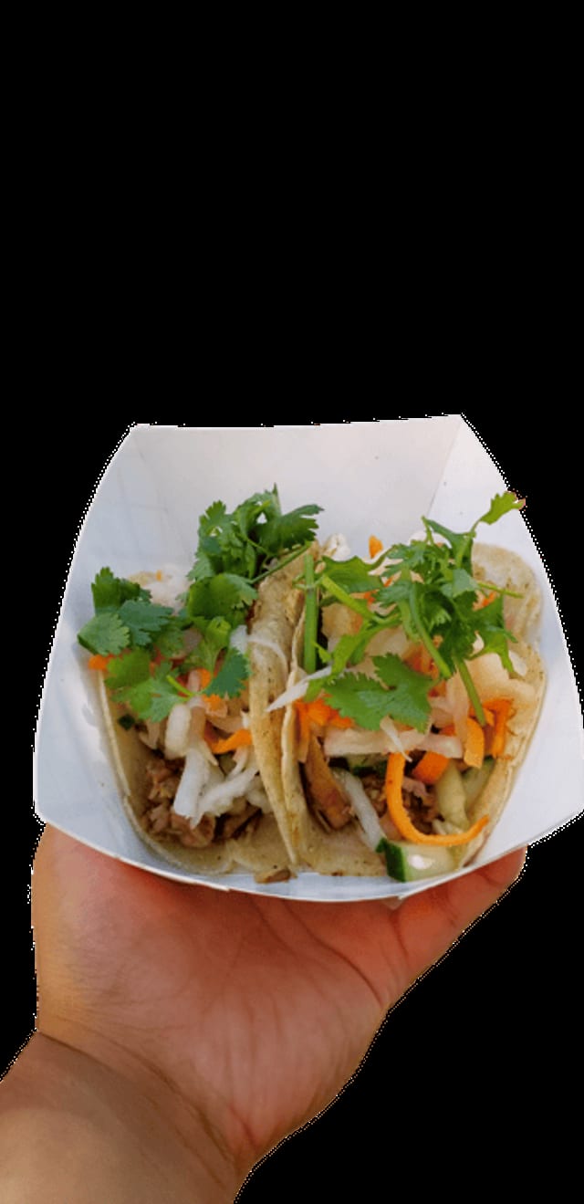 Lemongrass Chicken Yummi Tacos.